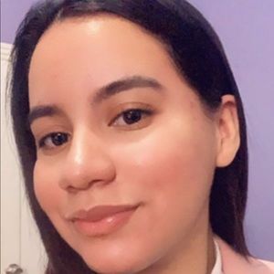 Meet your Posher, Gaby